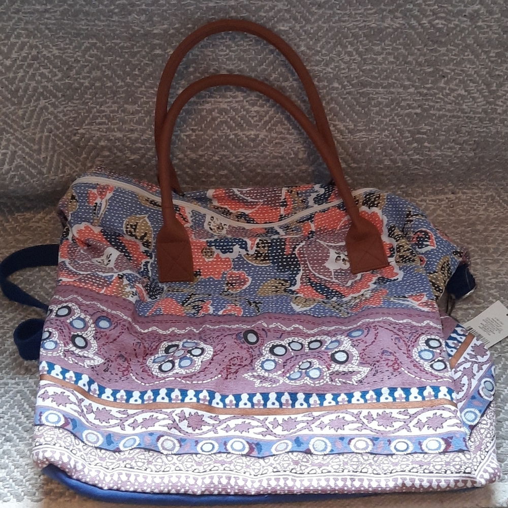 Traveling Bag